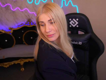 LenaLove webcam model stream image