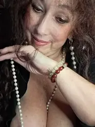 GypsyEsmeralda webcam model stream image