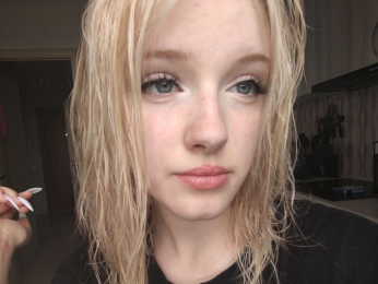 AnnitaKratochvil webcam model stream image
