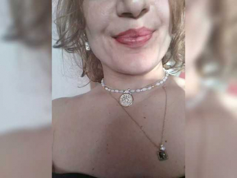 Good-woman webcam model stream image