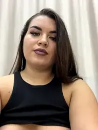 SarahLoreen webcam model stream image