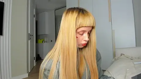 FlowerOfSin2001 webcam model stream image