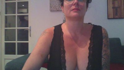 Rebeka6906 webcam model stream image
