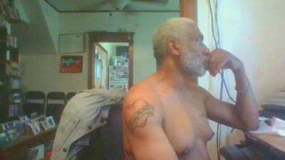 Darrin080 webcam model stream image