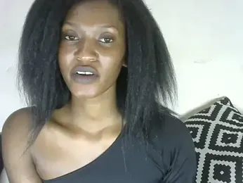 Pretty-emmie webcam model stream image