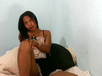 ReadyGirl webcam model stream image