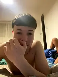 Gayunidos webcam model stream image