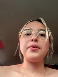 Irisweet_ webcam model stream image