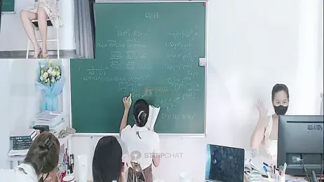 _Math_ webcam stripchat model stream image