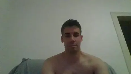 JulioIsHere4you webcam model stream image