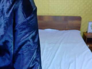 bootyliciousss webcam model stream image