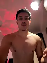adgymwear1 webcam model stream image