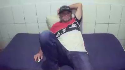 cesarpierdonaa1 webcam model stream image