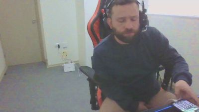 Giingz22 webcam model stream image