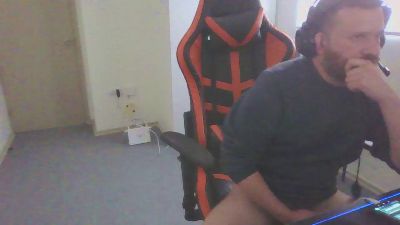 Giingz22 webcam model stream image