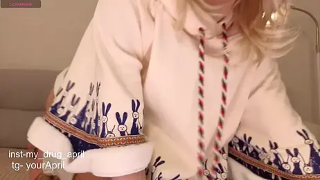 MyApril webcam model stream image