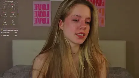 TiffinyMergist webcam model stream image