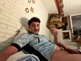 amo660 webcam stripchat model stream image