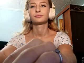 milahill webcam model stream image