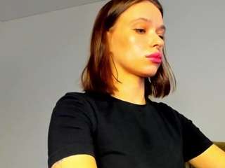 kossiee webcam model stream image