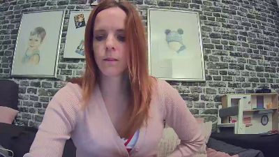 Hotmilf37 webcam model stream image