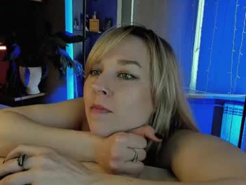 5_in_one webcam model stream image