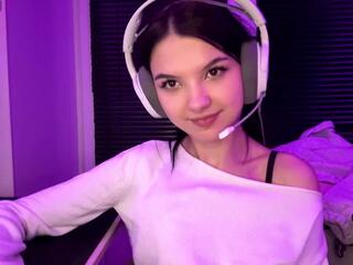 Debera Asfour webcam model stream image