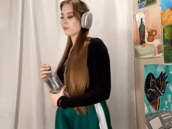 nadinenovosel webcam model stream image