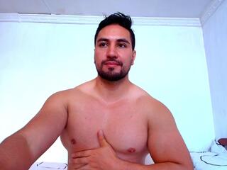 Danii Colins webcam model stream image