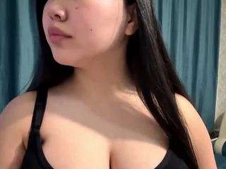 click-clack-boo webcam model stream image