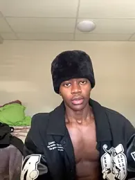 yourboyMelo webcam stripchat model stream image