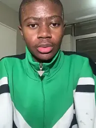 yourboyMelo webcam stripchat model stream image