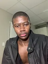 yourboyMelo webcam model stream image