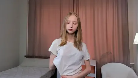 LynnaAtlee webcam model stream image