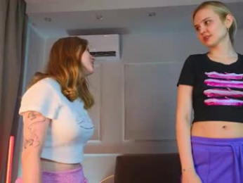 maydacroswell webcam model stream image