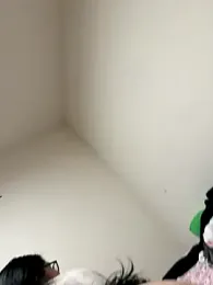 Deeplong24 webcam model stream image