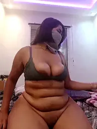 souzann webcam model stream image