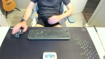 CurieuxDu47 webcam model stream image