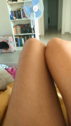 Thelmina webcam model stream image