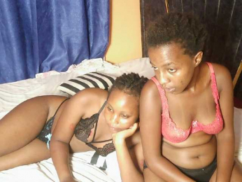 DripDolls webcam model stream image