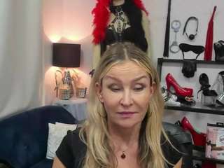 luxcrystal webcam camsoda model stream image