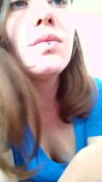 Shy_Nina1999 webcam model stream image