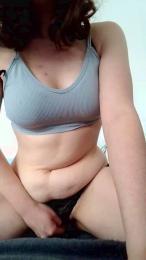 Shy_Nina1999 webcam model stream image