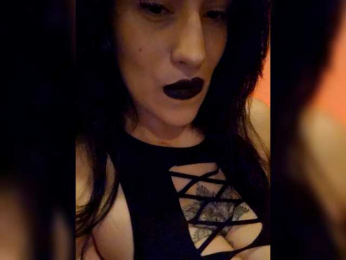 BustyVampyre webcam model stream image