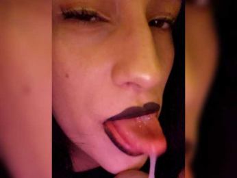 BustyVampyre webcam model stream image