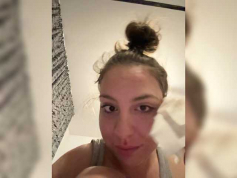 Lara67 webcam model stream image