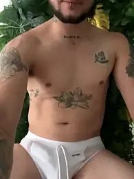 Neythancooper webcam model stream image