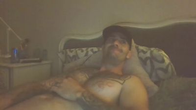 dylannielsen32 webcam model stream image