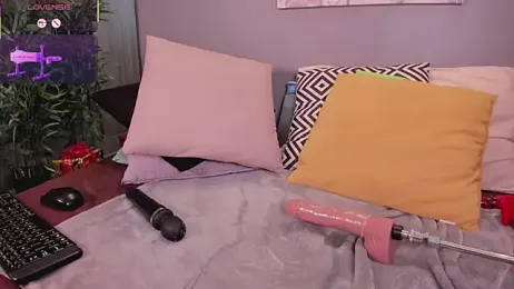 LynnSam_ webcam model stream image