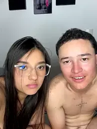 SashaAndDamian webcam model stream image